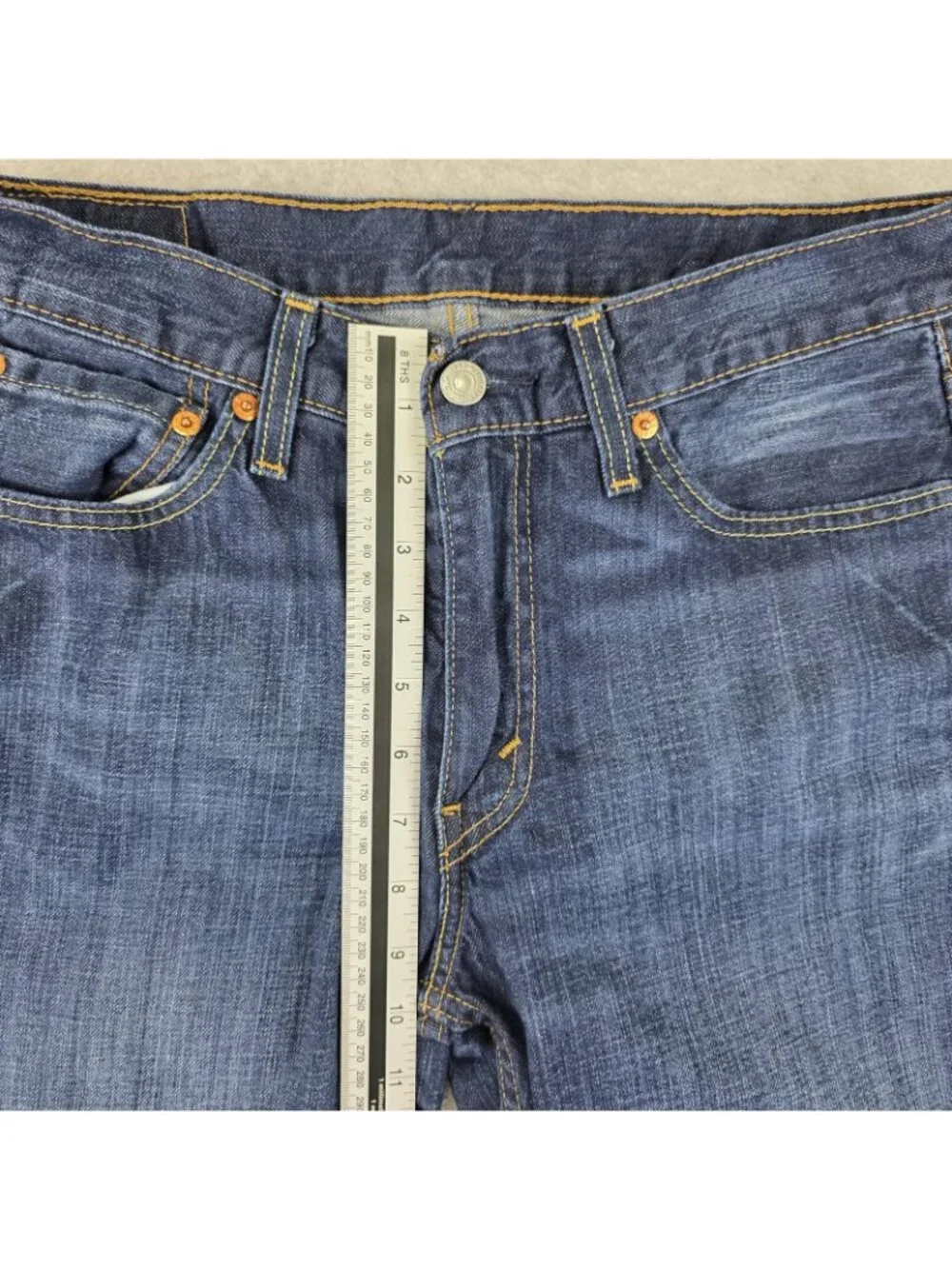 Levi's 514 Jeans Mens 30x32 Straight Blue Medium Wash Denim Regular Fit